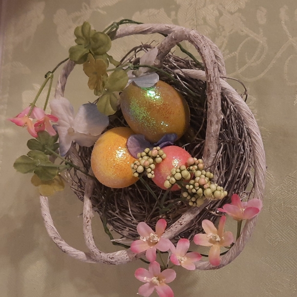 Easter decor euc - Picture 4 of 4
